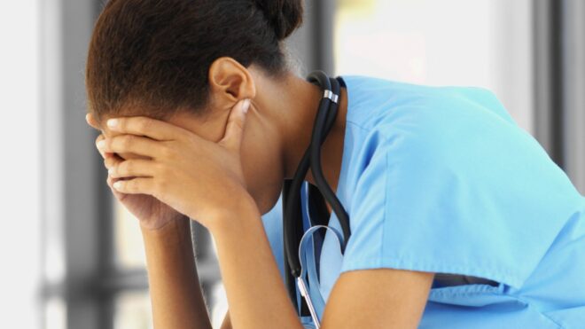 Burnout nos profissionais de saúde